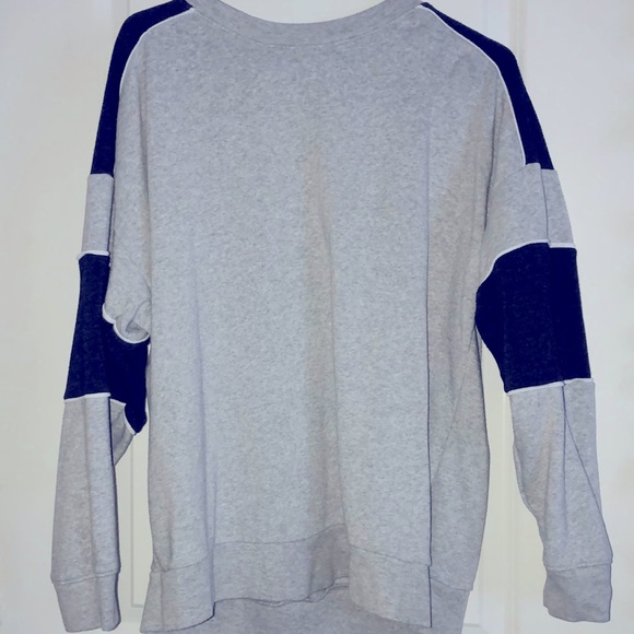 Sweater - Picture 1 of 1